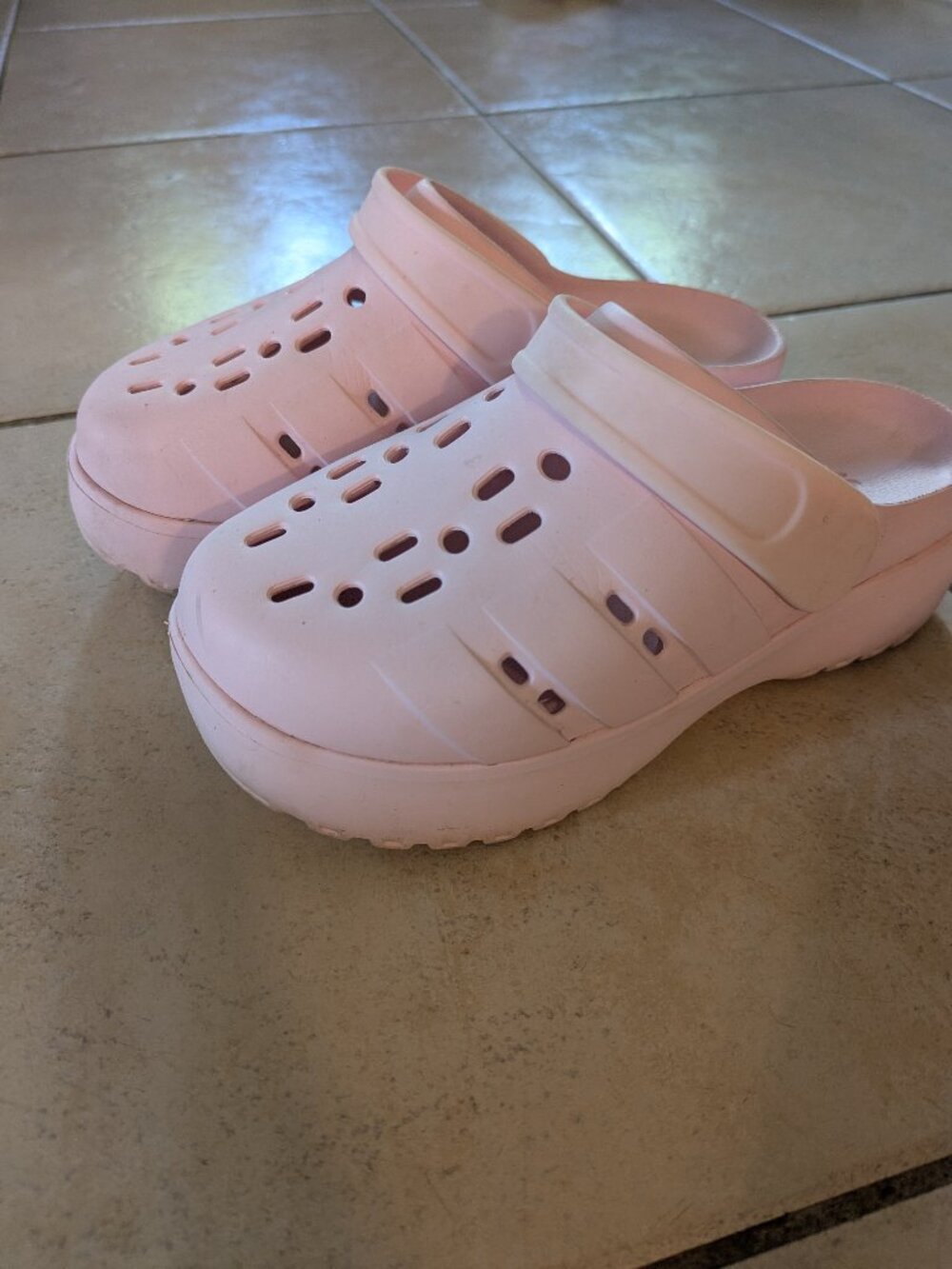 Soft pink Adidas cloudfoam platform clogs